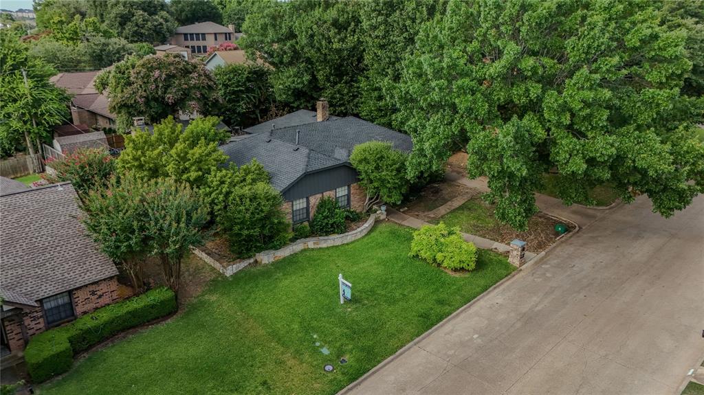 2201 Pebblebrook Court