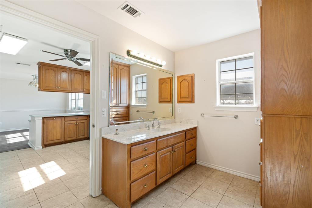 Faith Manor - Residential