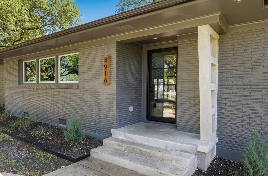 4916 Ridgeview Drive