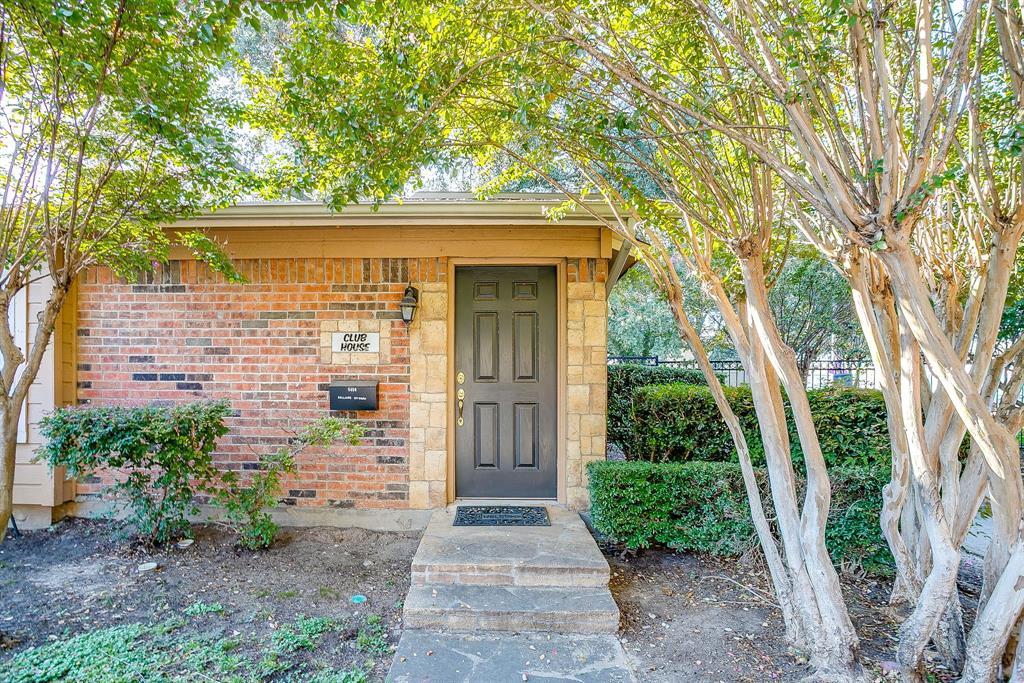 Cedar Creek Twnhms - Residential