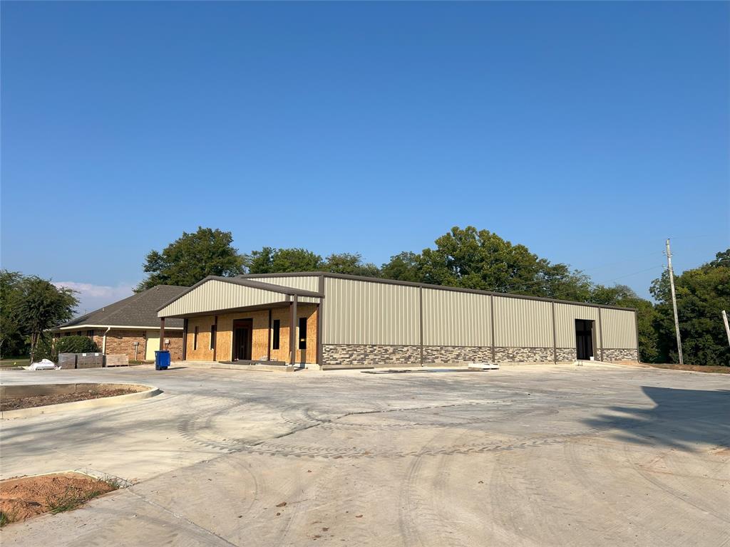 HART'S ISLAND - Commercial Lease