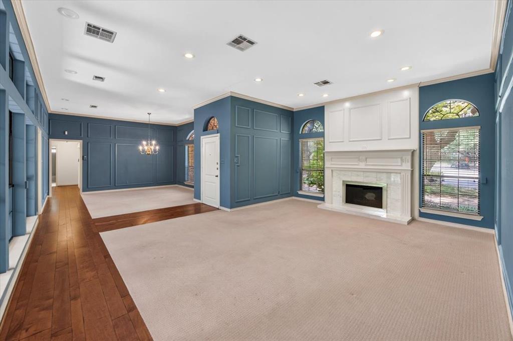 3613 Ridglea Country Club Drive