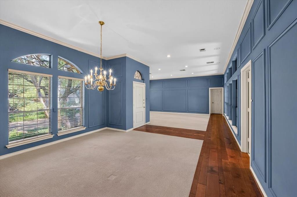 3613 Ridglea Country Club Drive