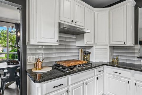 Tiny photo for 2204 Wembley Wood Lane, Bedford, TX 76022 (MLS # 21321988)
