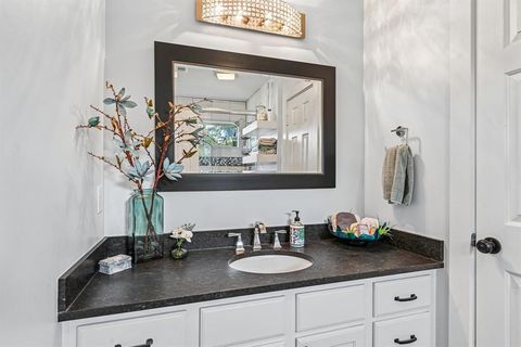 Tiny photo for 2204 Wembley Wood Lane, Bedford, TX 76022 (MLS # 21321988)
