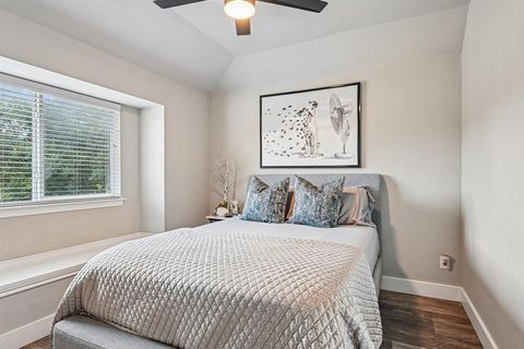 Tiny photo for 2204 Wembley Wood Lane, Bedford, TX 76022 (MLS # 21321988)
