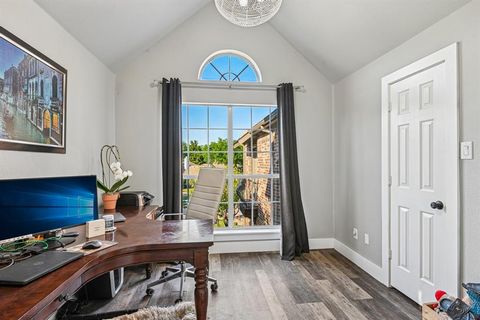 Tiny photo for 2204 Wembley Wood Lane, Bedford, TX 76022 (MLS # 21321988)