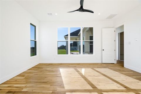 Tiny photo for 6440 Mcchesney Drive, Midlothian, TX 76065 (MLS # 21197884)