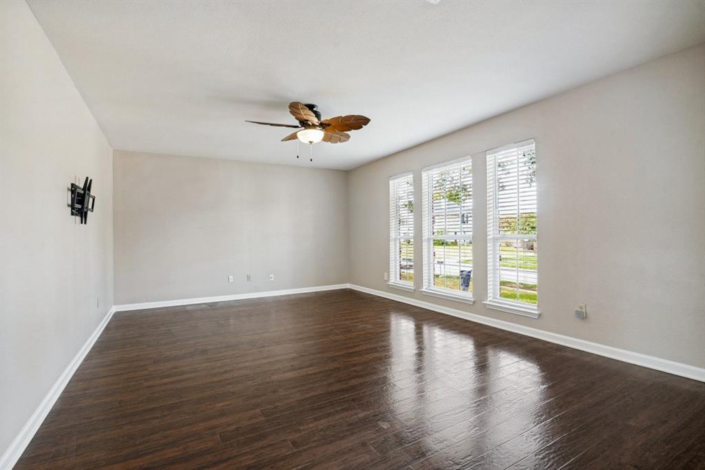 814 Foxwood Lane