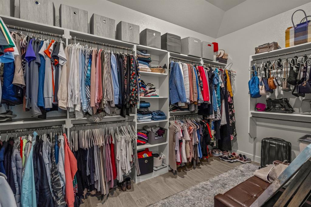 Vintage Oaks Ph 2 - Residential Lease