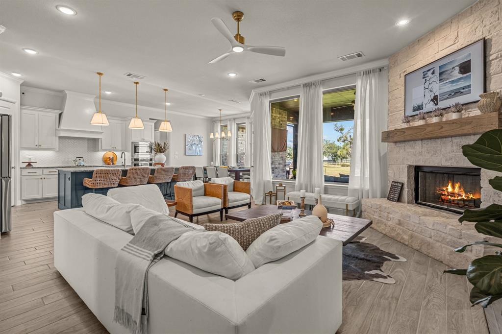 Vintage Oaks Ph 2 - Residential Lease