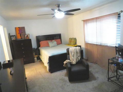 Tiny photo for 7218 Chinaberry Road, Dallas, TX 75249 (MLS # 21098674)