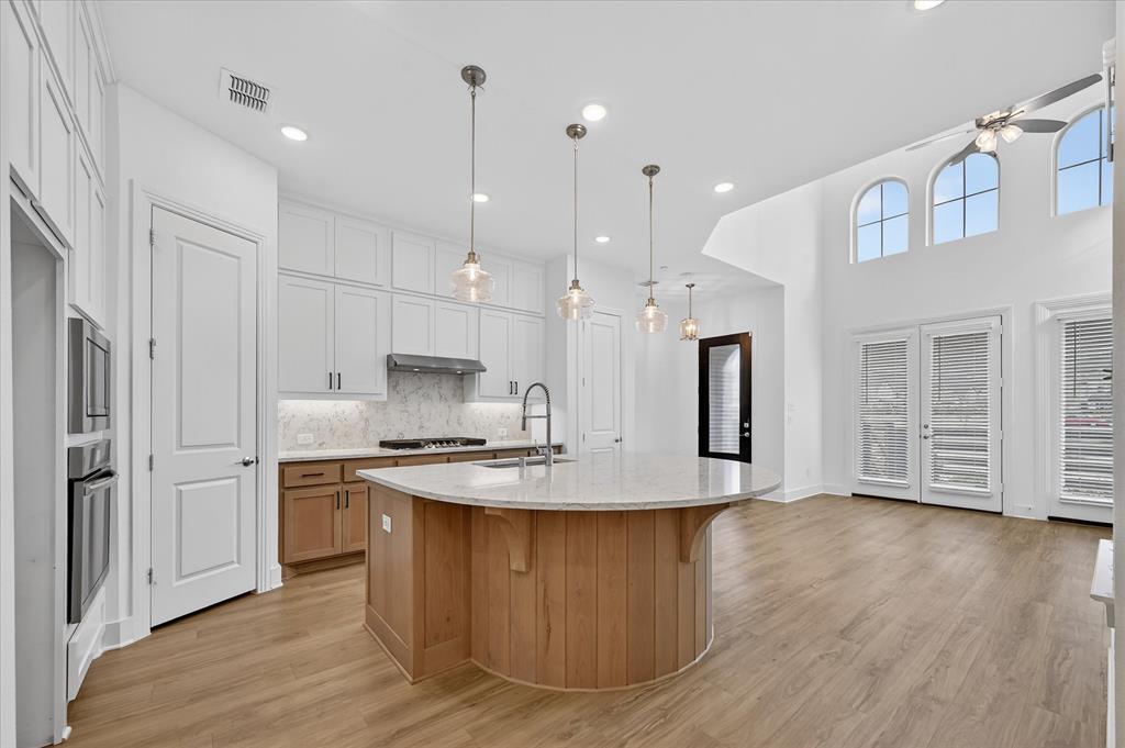 7928 San Bernard Trail