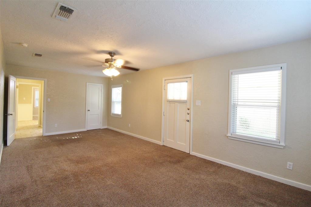 River Oaks Park Add - Residential Lease