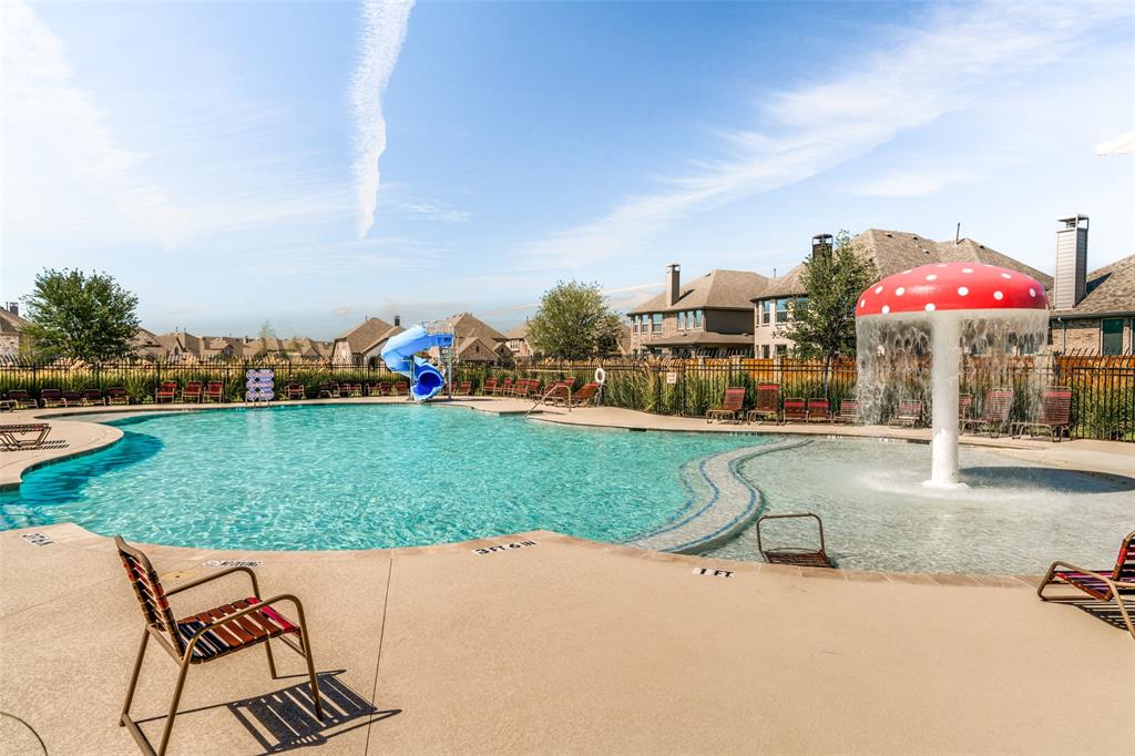 Castle Hills Ph 10c - Residential