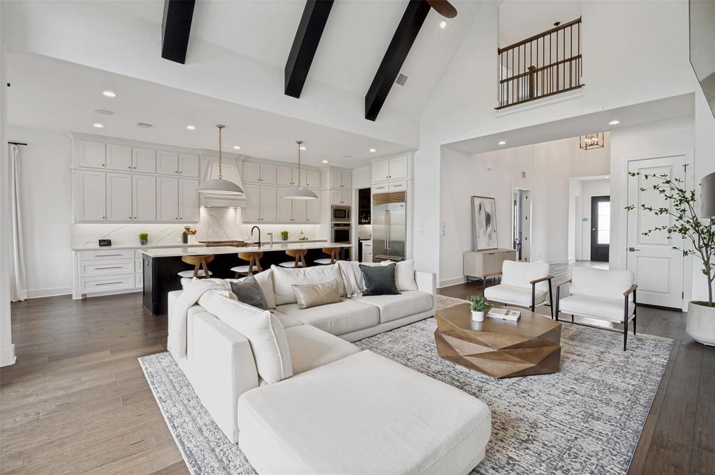 Castle Hills Ph 10c - Residential