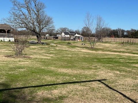 A home in Sulphur Springs