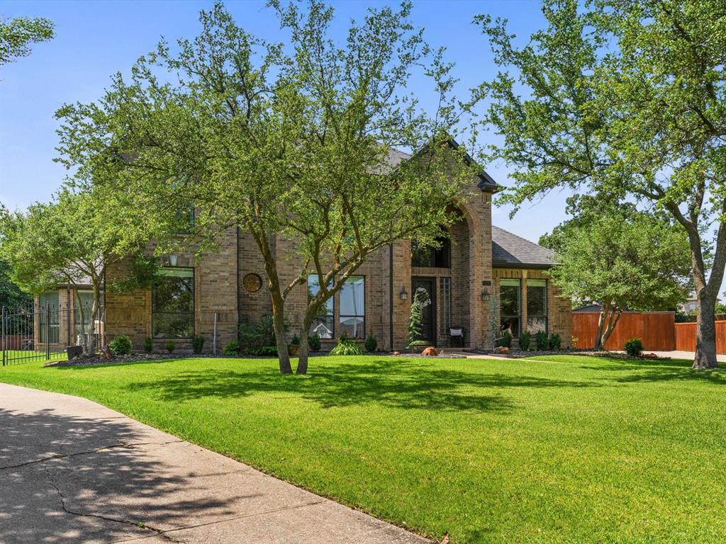 102 Springbrook Court