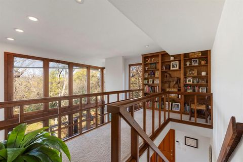 Tiny photo for 3161 Brincrest Circle, Farmers Branch, TX 75234 (MLS # 21134994)