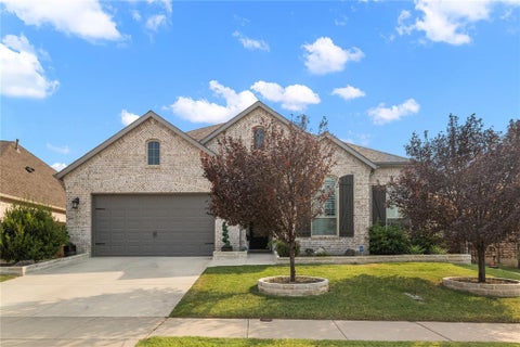 Photo of 1124 Walker Way, Aubrey, TX 76227 (MLS # 21372579)