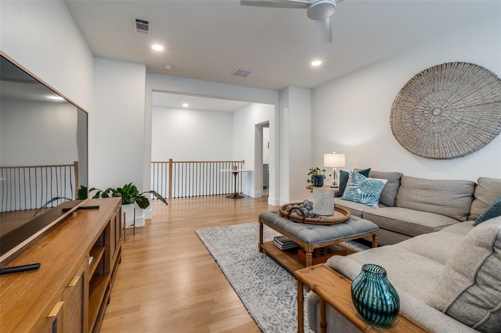 Kensington Gardens 2b - Residential