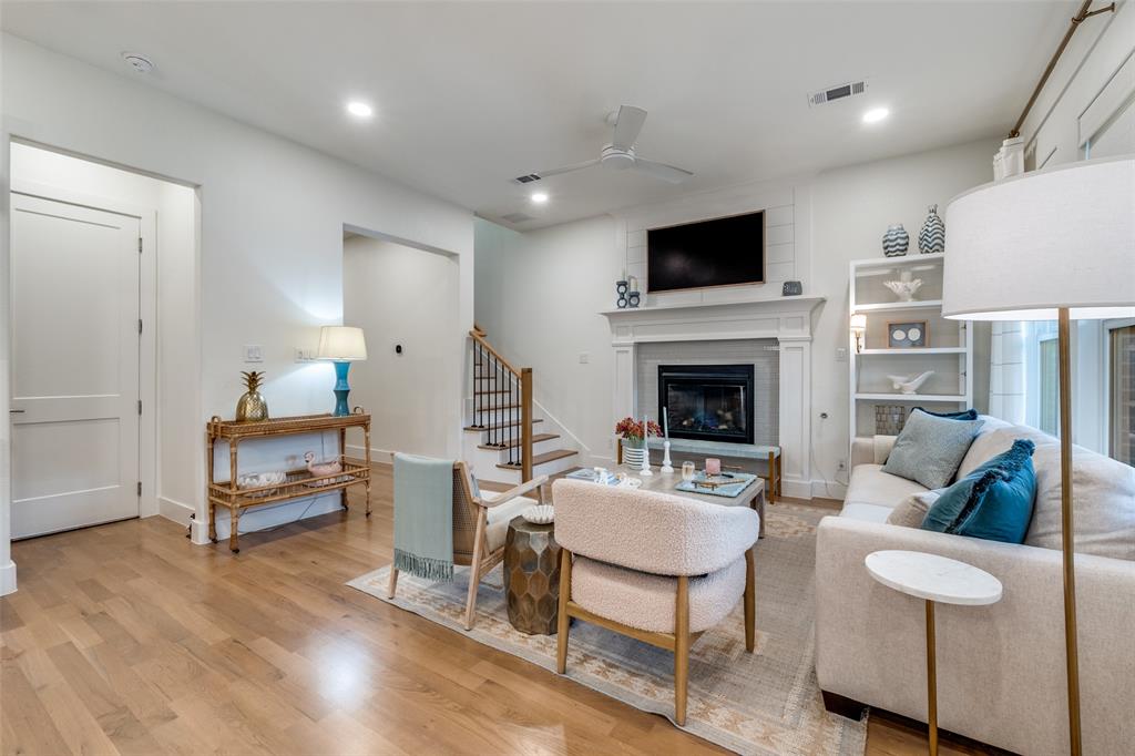 Kensington Gardens 2b - Residential