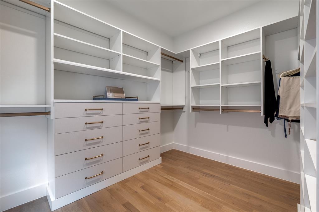 Kensington Gardens 2b - Residential