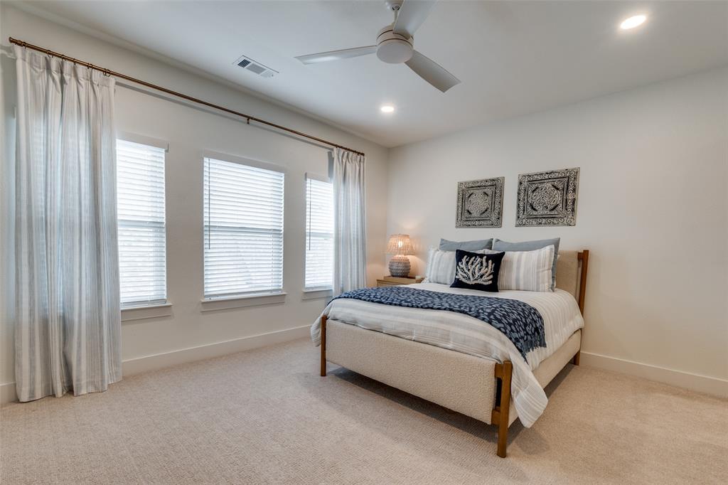 Kensington Gardens 2b - Residential