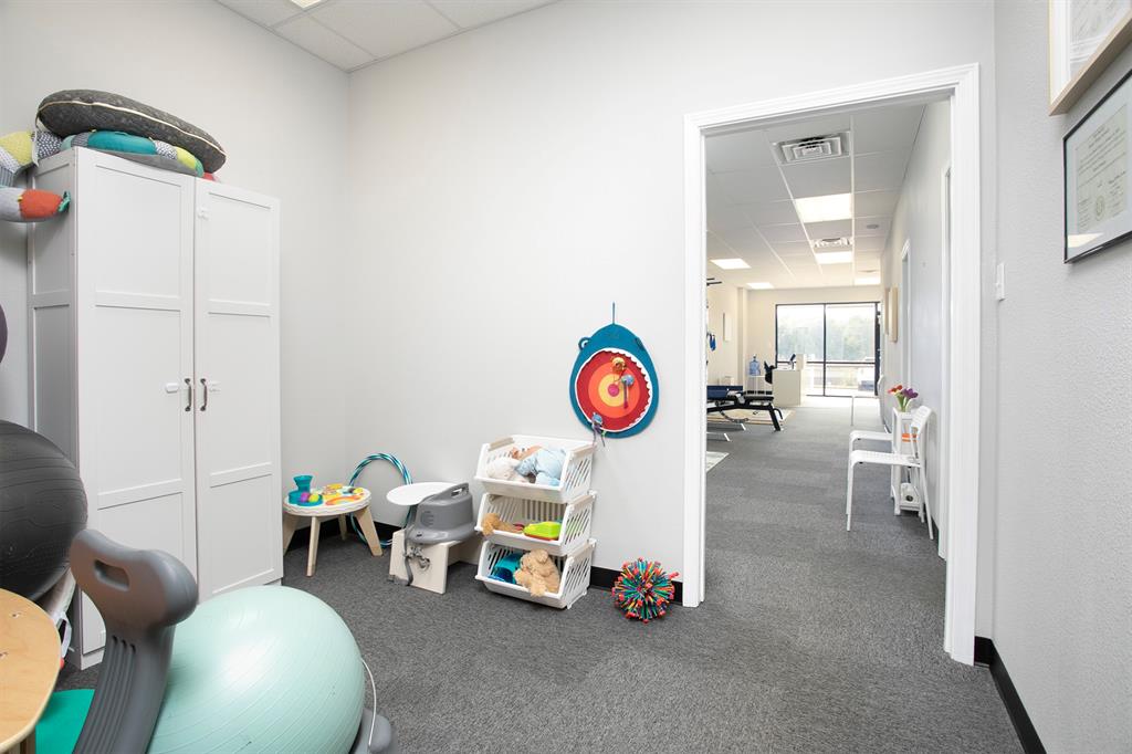 Chesley Add U-3 - Commercial Lease