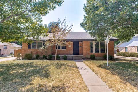 Photo of 8605 Shagrock Lane, Dallas, TX 75238 (MLS # 21348326)