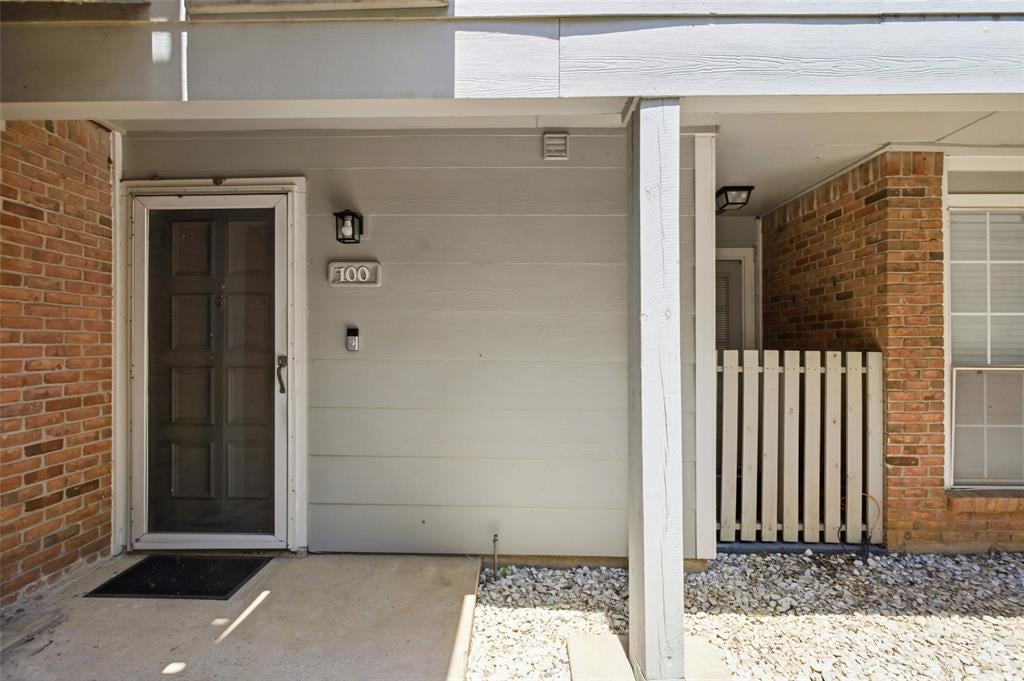 3206 S Fielder Road 100
