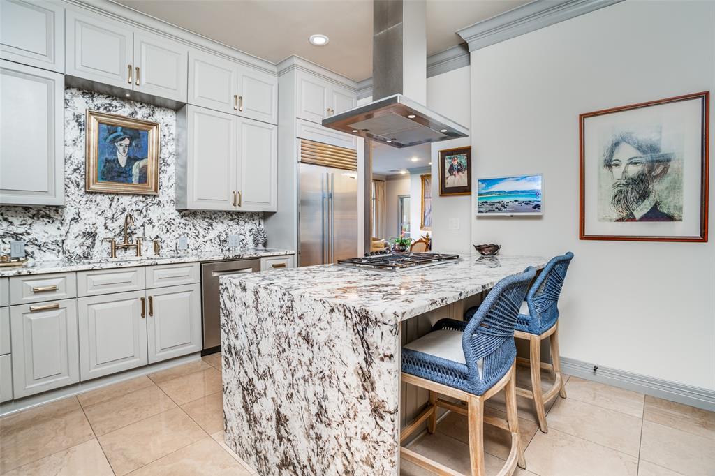 Plaza Turtle Creek - Residential