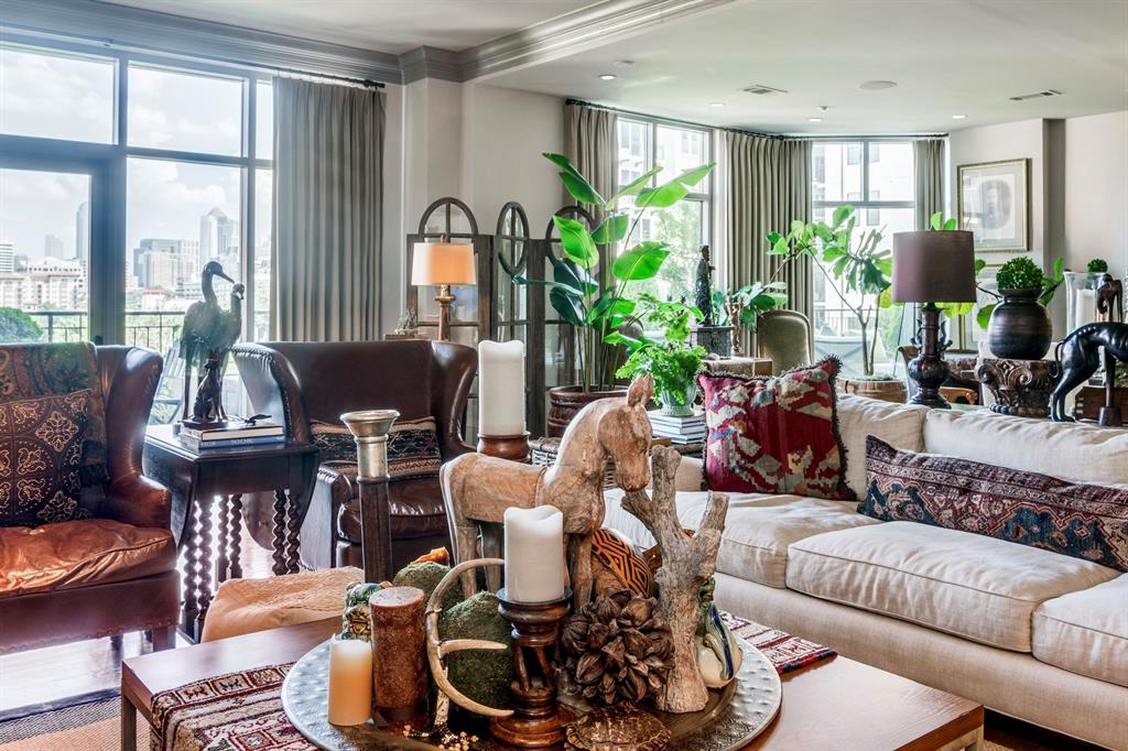 Plaza Turtle Creek - Residential