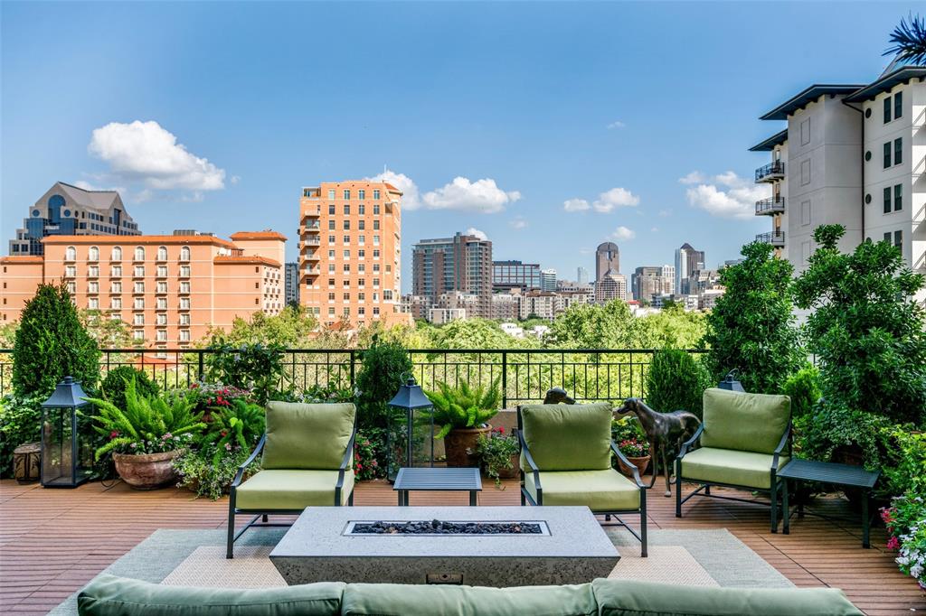 Plaza Turtle Creek - Residential