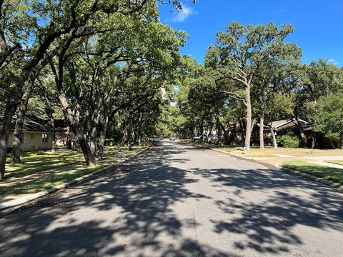 A home in Irving