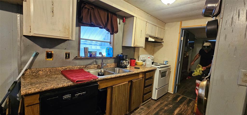 Hickory Hills II - Residential