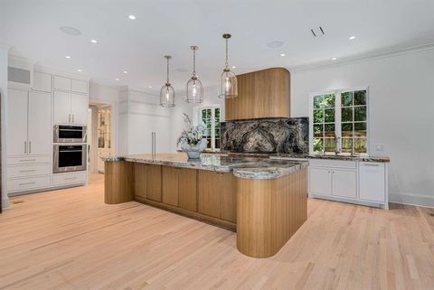 Tiny photo for 3224 Centenary Avenue, University Park, TX 75225 (MLS # 21039113)