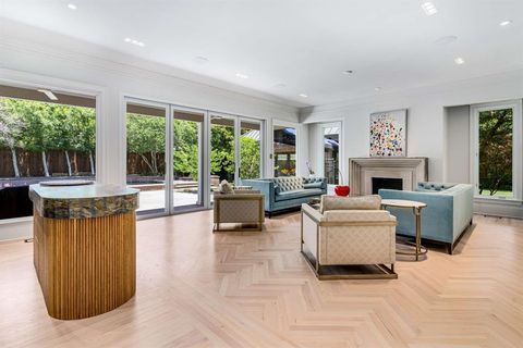 Tiny photo for 3224 Centenary Avenue, University Park, TX 75225 (MLS # 21039113)