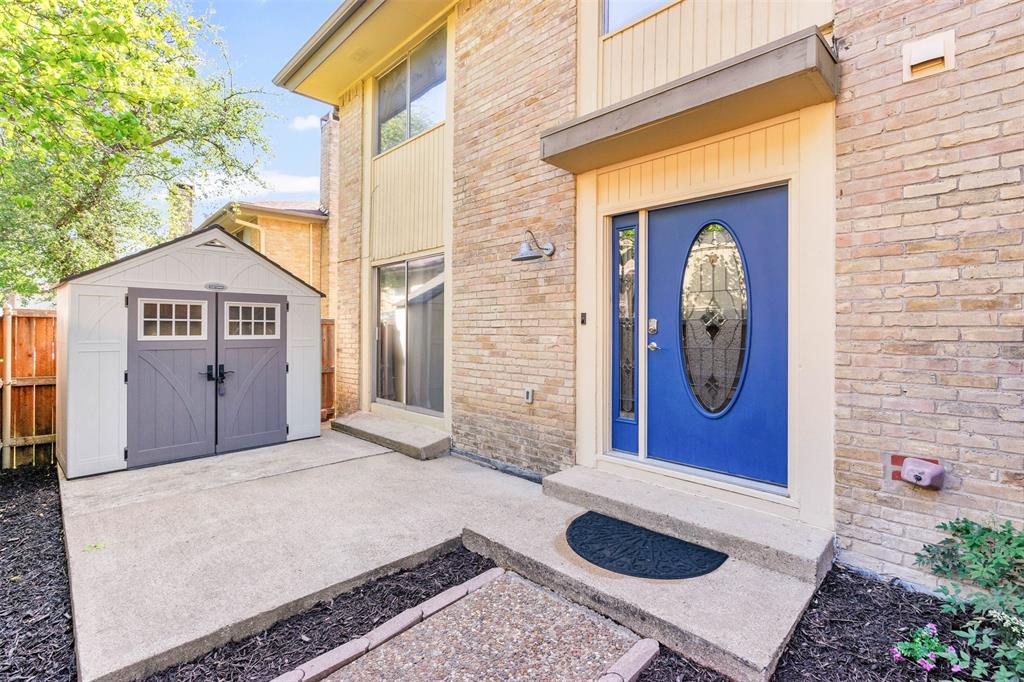 2614 Custer Parkway C