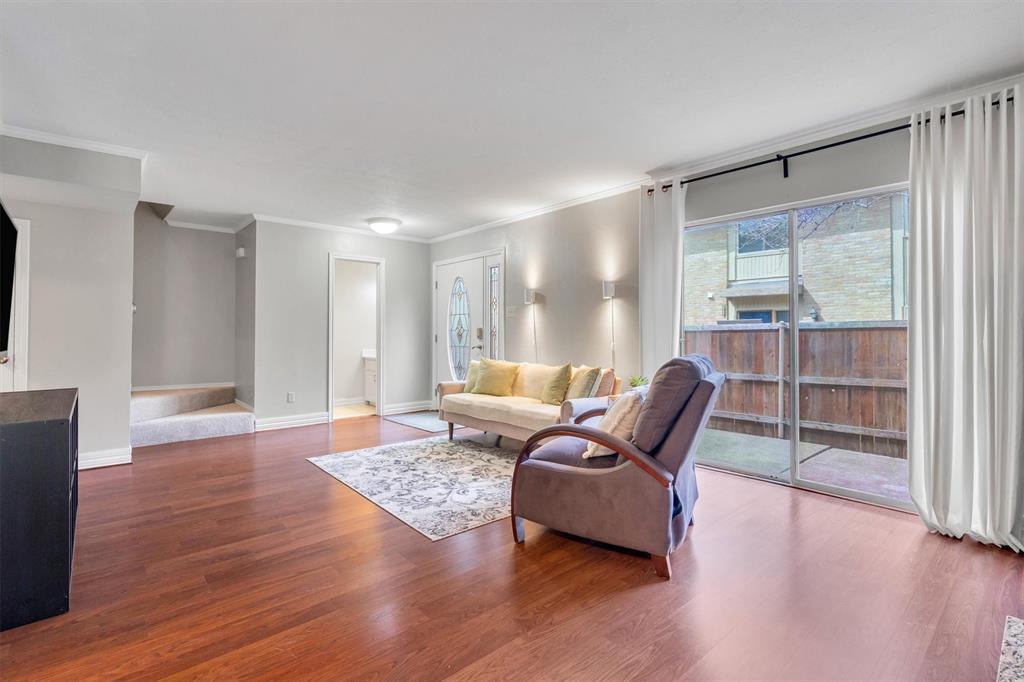 2614 Custer Parkway C