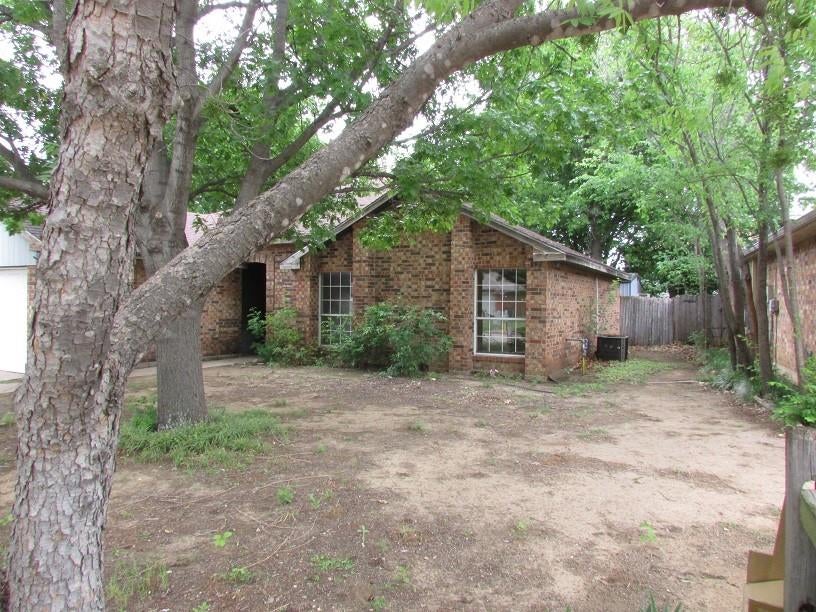 8337 Cloverglen Lane