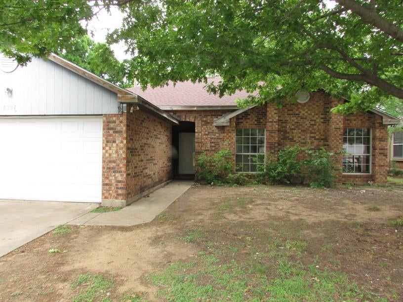 8337 Cloverglen Lane