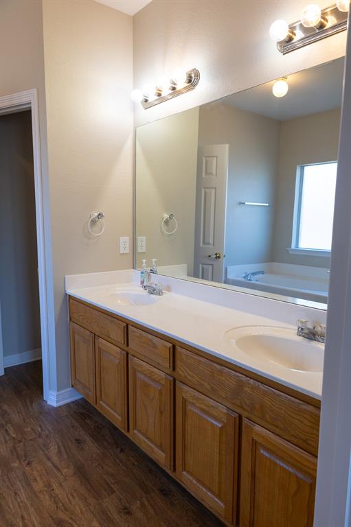 Country Brook Park Estate - Residential