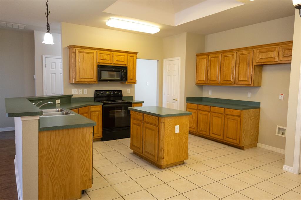 Country Brook Park Estate - Residential