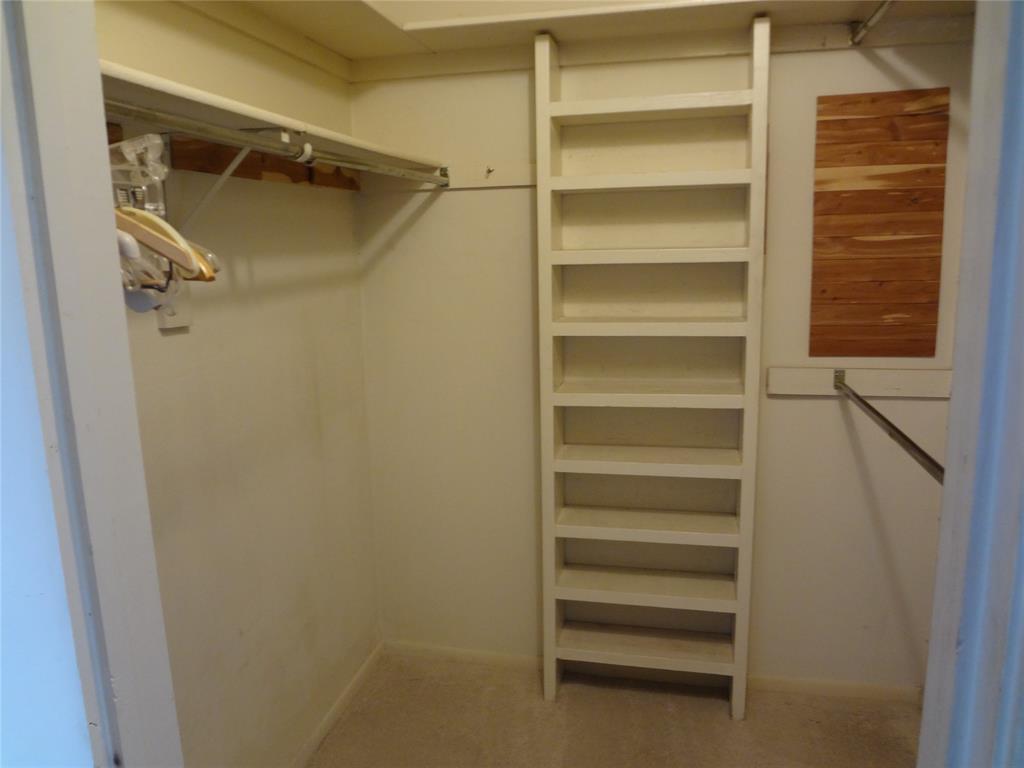 Claymore Park Condo - Residential