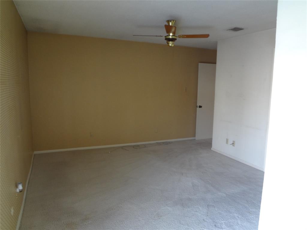 Claymore Park Condo - Residential