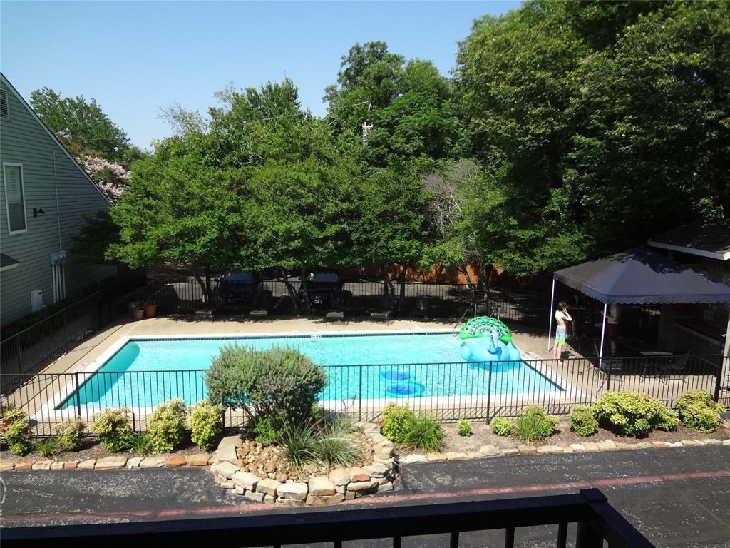 Claymore Park Condo - Residential