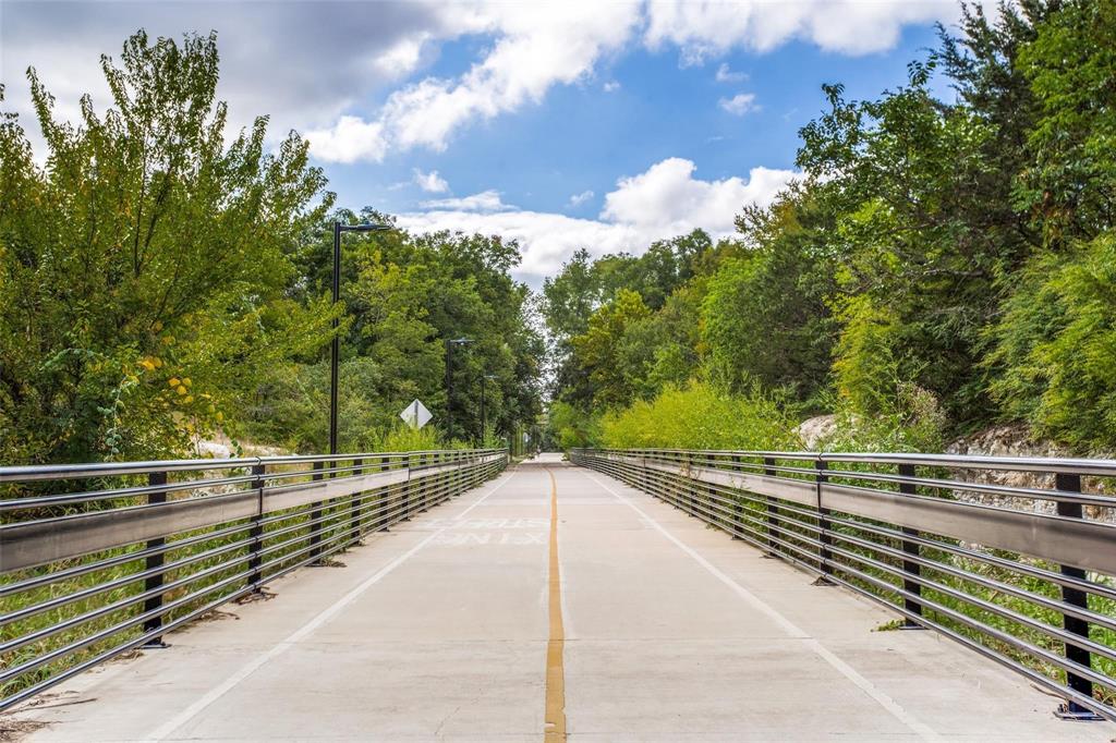 Claymore Park Condo - Residential