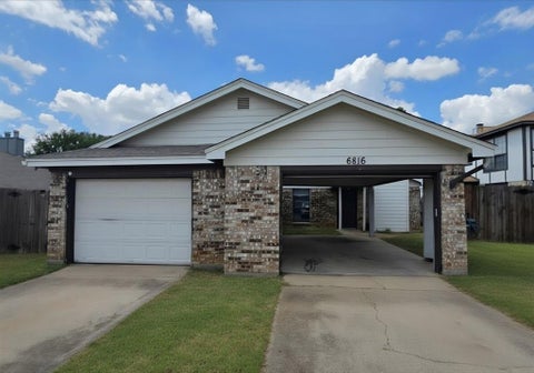 Photo of 6816 S Creek Drive, Fort Worth, TX 76133 (MLS # 21328874)