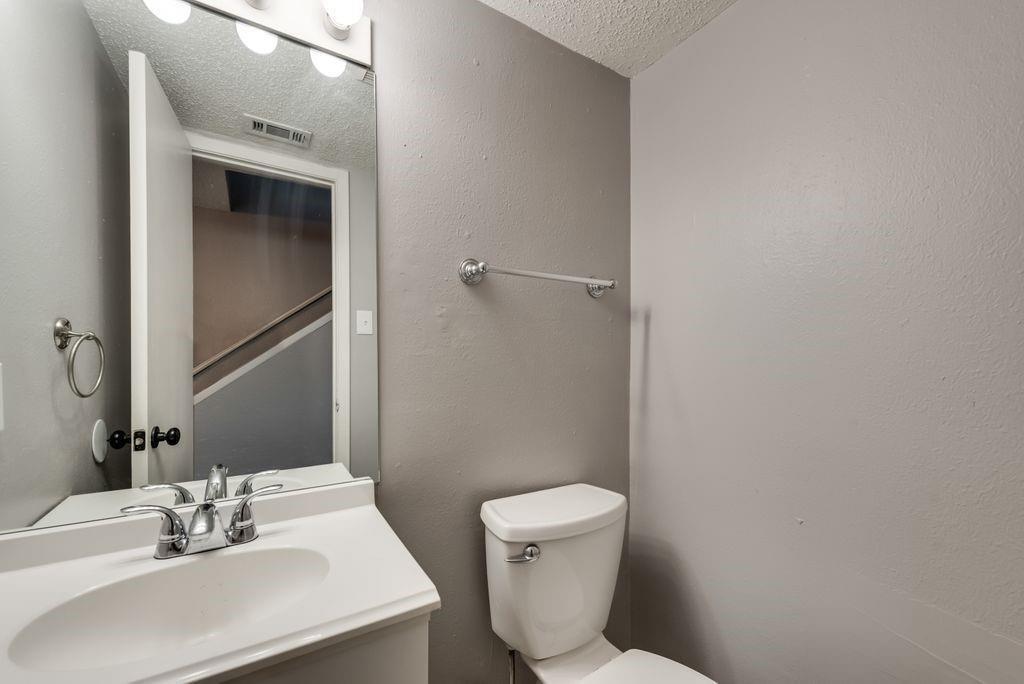 East Columbia Place - Residential Lease